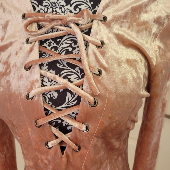 Velvet dress - Picture 1 of 4